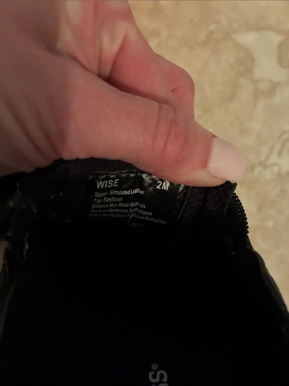 Deer Stags Black Slip-On Dress Shoes “Wise” size 2